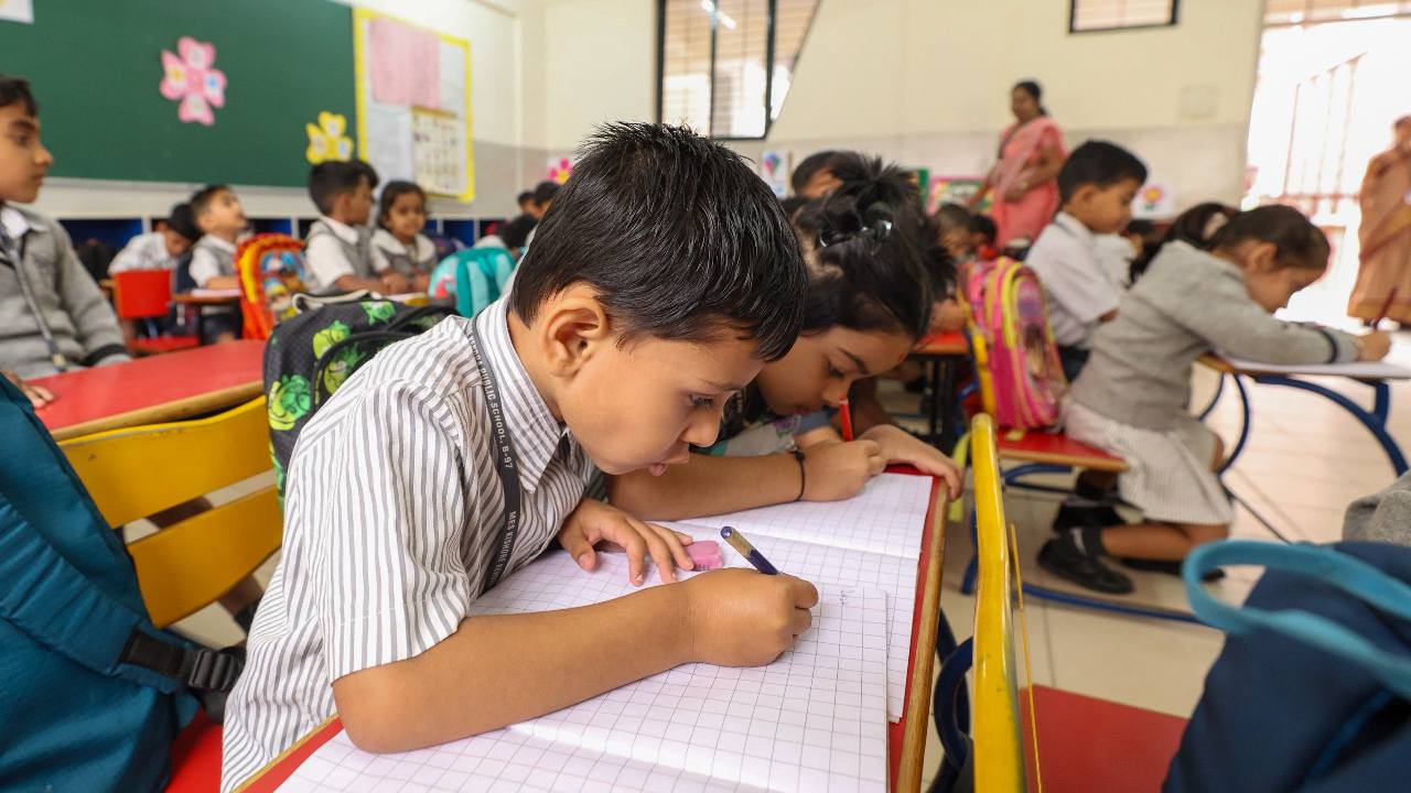 MES Kishore Kendra Public School